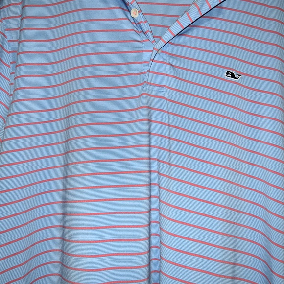Nice new vineyard vines performance shirt - Picture 2 of 4